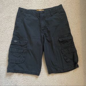 Boy’s Lee Dungarees black cargo shorts!